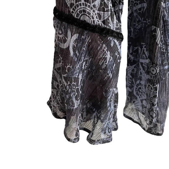 Sundance Blue Silk Printed Long Sleeve Semi-Sheer Popover Blouse Black Lace 8 - Picture 5 of 8